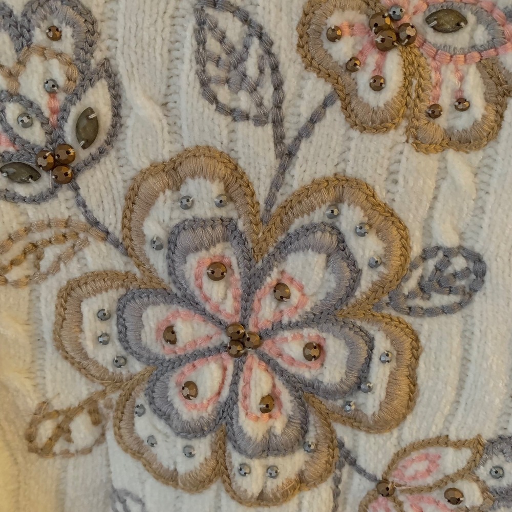 Alfred‎ Dunner Cream Floral Embroidered Cable Knit Sweater Womens Large Beaded - Picture 4 of 8